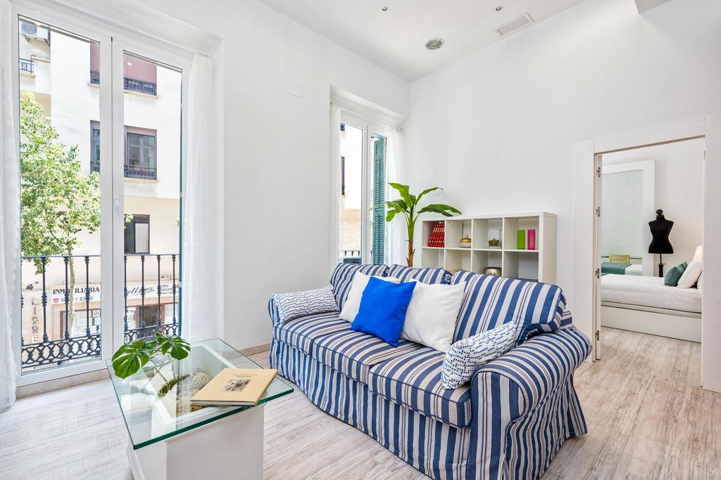 Iloftmalaga City Center Εξωτερικό φωτογραφία
